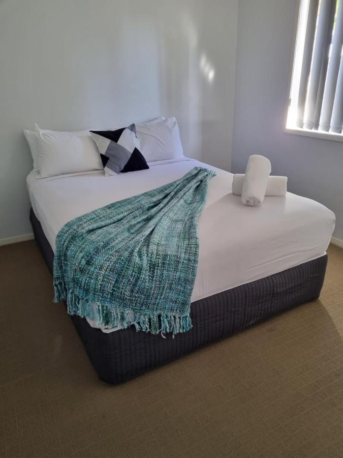 Blk Stays Guest House Deluxe Units Morayfield Bagian luar foto