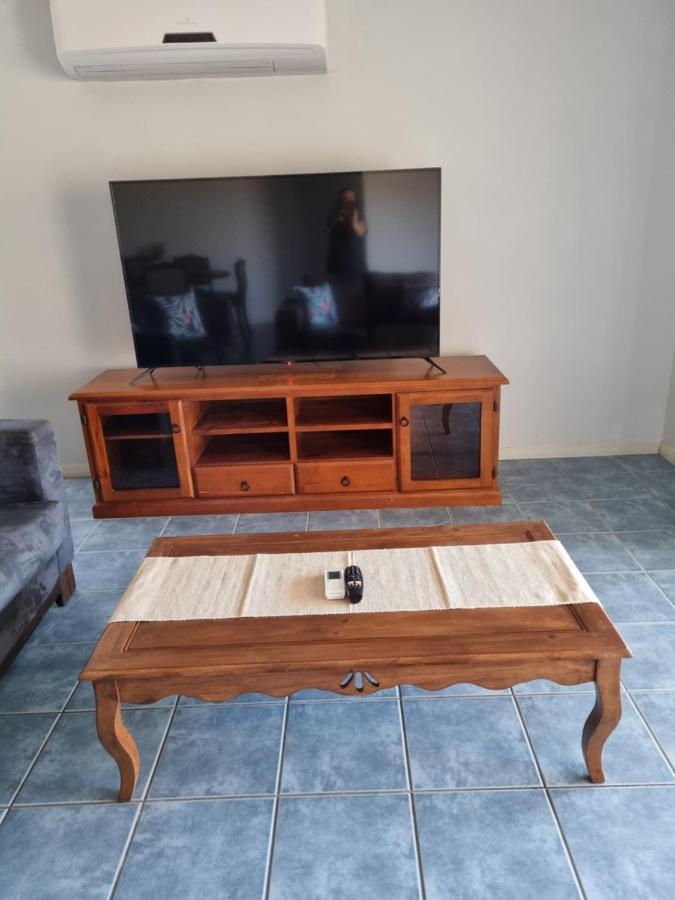 Blk Stays Guest House Deluxe Units Morayfield Bagian luar foto